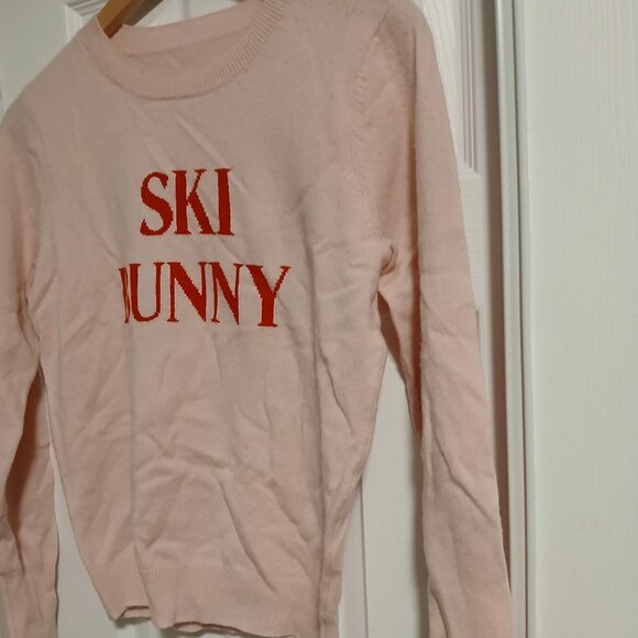 Le Frame Ski Bunny Sweater 🐰 ⛷️ 💕 - Picture 2 of 6